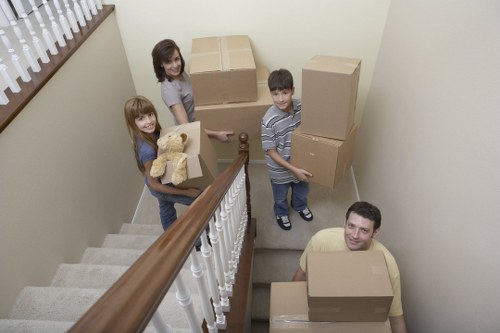 Expert tips for a smooth moving day with van services in Chelsea